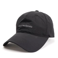 Dettaglio ravvicinato di cappello da baseball traspirante con ricamo Appreciates - Regolabile / Nero