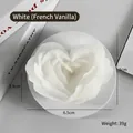Heart shaped French vanilla scented candle in white with flower petal texture 39g - Medium/White (French Vanilla)