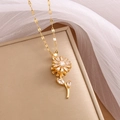 Elegant gold-plated sunflower necklace featuring sparkling cubic zirconia crystals - Gold - High-end Sunflower