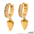 Goldene Creolen mit herzförmigen Anhängern und funkelnden Zirkonia-Steinen besetzt - Gold Weißer Zirkon (KDE549)