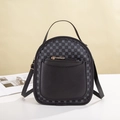 Mini mochila retro con estampado geométrico gris, bolsillo negro y herrajes dorados - Negro