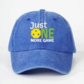 Gewaschene blaue Baseballkappe mit Spruch Just ONE MORE GAME und Pickleball-Grafik - Königsblau