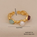 Anello retrò dorato con perle bianche e pietre viola, texture in rame con stile vintage - Stile Pietra Preziosa Retrò (5973897251801)