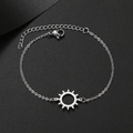 Bracelet en acier inoxydable argenté avec pendentif soleil, chaîne fine et fermoir - Bracelet Soleil Acier