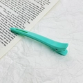 Pinza para el pelo turquesa mate sin costuras para peinado sobre un libro viejo - 11.8cm / Verde Menta