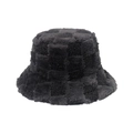 Détail d'un chapeau bob en fausse fourrure gris foncé avec motif à damier pelucheux - M(56-58cm) / Gris