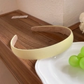 Light yellow floral hair hoop on a white plate with green grapes, vintage Korean style - Yellow