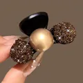 Brown rhinestone and pearl claw clip in flower shape with black resin base - #1 Three-round Gold - 5cm