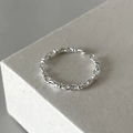 Verstellbarer silberner Ring im geflochtenen Design mit Onyx-Akzent für Damen - Geflochtener Gedrehter Offener Ring (J2942)