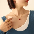 Set gioielli in acciaio al titanio dorato con ciondoli a cuore rosso tra cui collana e orecchini - Collana / Collana d'Oro-42+5cm
