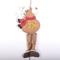 Pendaglio natalizio a forma di renna in legno con sciarpa rossa su sfondo bianco - Stile Stella