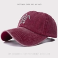 Casquette vintage bordeaux délavé avec broderie de tortue grise et texture en toile de coton - Réglable / Bordeaux (Tortue)