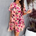 Roze jurk met bloemenprint, gelaagde ruches en korte mouwen voor zomerse vrijetijdskleding - S / Roze