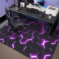 Schwarze Gaming-Matte mit Wabenmuster und violett leuchtenden Kanten für Bürostühle - Amethyst-wabenform (rechteckig) / 90*120cm