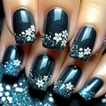 Uñas postizas verde oscuro con flores blancas y purpurina azul brillante - Estilo de Flor Estrellada Verde Oscuro (CW826) / Juego de 24 Piezas (Incluye Pegamento de Gelatina + Lima)