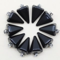Distribución simétrica de diez colgantes de cristal de obsidiana negra pulida en cono - Obsidiana