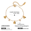 Elegant 18K gold plated heart and crystal charm bracelet made of waterproof stainless steel - Heart Charm Bracelet-Gold