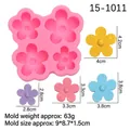 Stampo in silicone rosa con quattro cavità a fiore per fondente, cioccolato e candele - Rosa