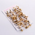 Boucles d'oreilles créoles papillon en acier inoxydable plaqué or 18 carats mat - Style Carré Rond (13,5 mm DE) / Or