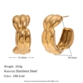 Detailed specs of chunky 18K gold plated stainless steel hoop earrings with size markings - Petal C-shaped Hoop Earrings / Gold