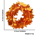 Dettaglio della ghirlanda di foglie d'acero arancioni con diametro di 27,5 cm per l'autunno - Lucido / Oro