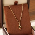 Collier doré avec pendentif goutte, cœur rouge et design ajouré pour la fête des mères - Style cœur rouge en forme de goutte (KN292758-Z)