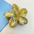 Frangipani hair claw clip featuring yellow and white marble texture petals - 12 Pcs Set (Approx. 8x7x4cm) / Amber (Marble Pattern)