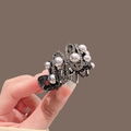Pince à cheveux noire en métal avec perles et strass pour coiffure en queue de cheval - Perle Artificielle Grise Courbe / Métal canon