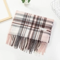 Detail of pink and grey plaid cashmere scarf with fringes and composition label - Grid BB Pink