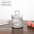 Embossed glass vase with sunflower pattern for home decor, height 8.2cm and diameter 5.9cm - Circle