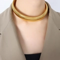 Golden chunky screw-thread metal choker necklace for women in hip-hop style - Necklace / 2cm Wide / Gold