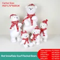 Weißes beflocktes Weihnachts-Bären-Set mit roten Schneeflocken-Schals in fünf Größen - Stil A-Roter Schneeflocken-Schal-Set (5-teilig)