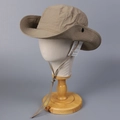 Detalle de sombrero de sol caqui con botones de presión laterales y cordón ajustable - M (56-58cm) / Caqui