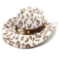 Détail d'un chapeau de cowboy léopard en fausse fourrure avec boucle tête de boeuf - M (56-58cm) / Couronne Plate / Blanc