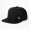 Klassische schwarze Snapback-Baseballkappe mit silberner Sternstickerei seitlich - Verstellbar / Schwarz