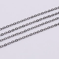 Dettaglio catena metallica canna di fucile per gioielli DIY con maglie piatte allineate - 2mm / Canna di Fucile