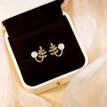 Elegant gold leaf earrings with white pearls and sparkling zircons in a jewelry box - Gold Leaf Pearl Rhinestone Style (E2733-2)