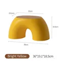 Petit tabouret arc-en-ciel jaune vif en plastique pour enfants style scandinave - Banane Jaune