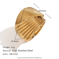 Strukturierter 18K vergoldeter 316L Edelstahlring für Damen mit Wellenmustern und breiter Form - US 7 / Geometrischer Fächer Gestreifter Kreuz Stil / Gold