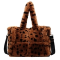 Borsa tote in peluche leopardata da donna con manici in pelliccia e tracolla nera - Marrone