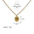 Collar bañado en oro de 18k con colgante de abeja ovalado y circonitas brillantes - Abeja