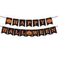 Detail der Happy Halloween Banner mit orangefarbenen Kürbismustern auf schwarzem Karton - Halloween Schwarz & Orange Schwalbenschwanz Banner