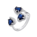 Anello regolabile in argento con tre pietre blu a cuore e contorno di diamanti - Platino Zircone Blu