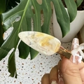 Eleganter beiger Haarclip mit Marmormuster und goldener Metallklammer, handgefertigt - Creme Marmor