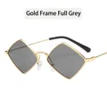 Retro rhombus sunglasses with golden metal frame and gradient grey lenses - One Size / Gold Frame Full Grey