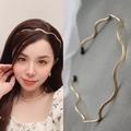 Serre-tête ondulé minimaliste en métal doré avec un design fin et élégant pour femme - Or Simple Large Vague
