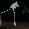 Klassische chinesische Haarnadel mit blauem Fächermuster, Goldblume und Quaste - Hellblauer Fächer Künstliche Perle Quaste (9900)