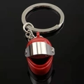 Portachiavi creativo casco moto rosso con anello in metallo argento su superficie riflettente - Rosso