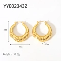 Boucles d'oreilles en acier inoxydable doré 18 carats avec motif éventail texturé - Boucles d'Oreilles Créoles Texture Éventail (YYE023432) / Or