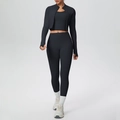 Dreiteiliges anthrazitfarbenes Sportset mit Reißverschlussjacke, Top und Leggings - S / Schwarz